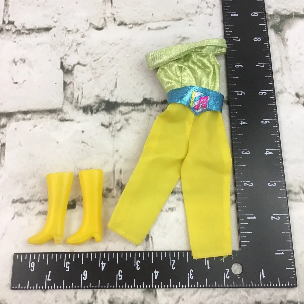 Vintage Barbie Fashion Doll Clothes Pop Star Outfit Pantsuit With Yellow Boots‎